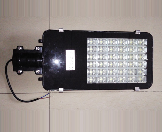 Solar LED street light 36W