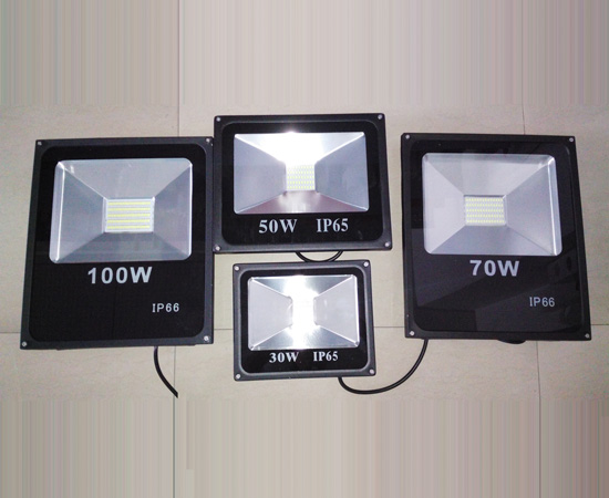 LED flood light